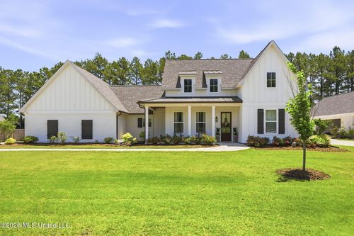 227 Kennedy Farm Pkwy, Brandon, MS, 39042-6615 | Card Image