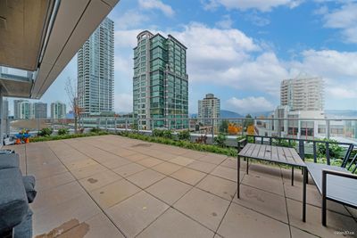 406 - 6000 Mckay Ave, Condo with 3 bedrooms, 2 bathrooms and 1 parking in Burnaby BC | Image 3