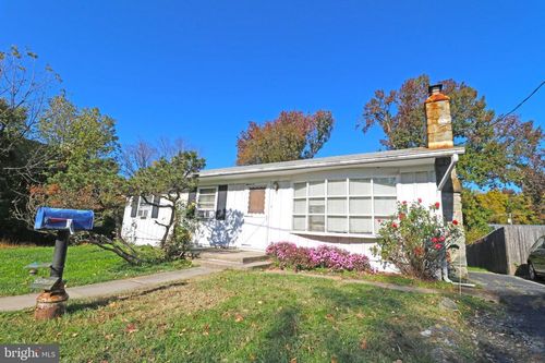 4018 Roseanna Court, MARCUS HOOK, PA, 19061 | Card Image