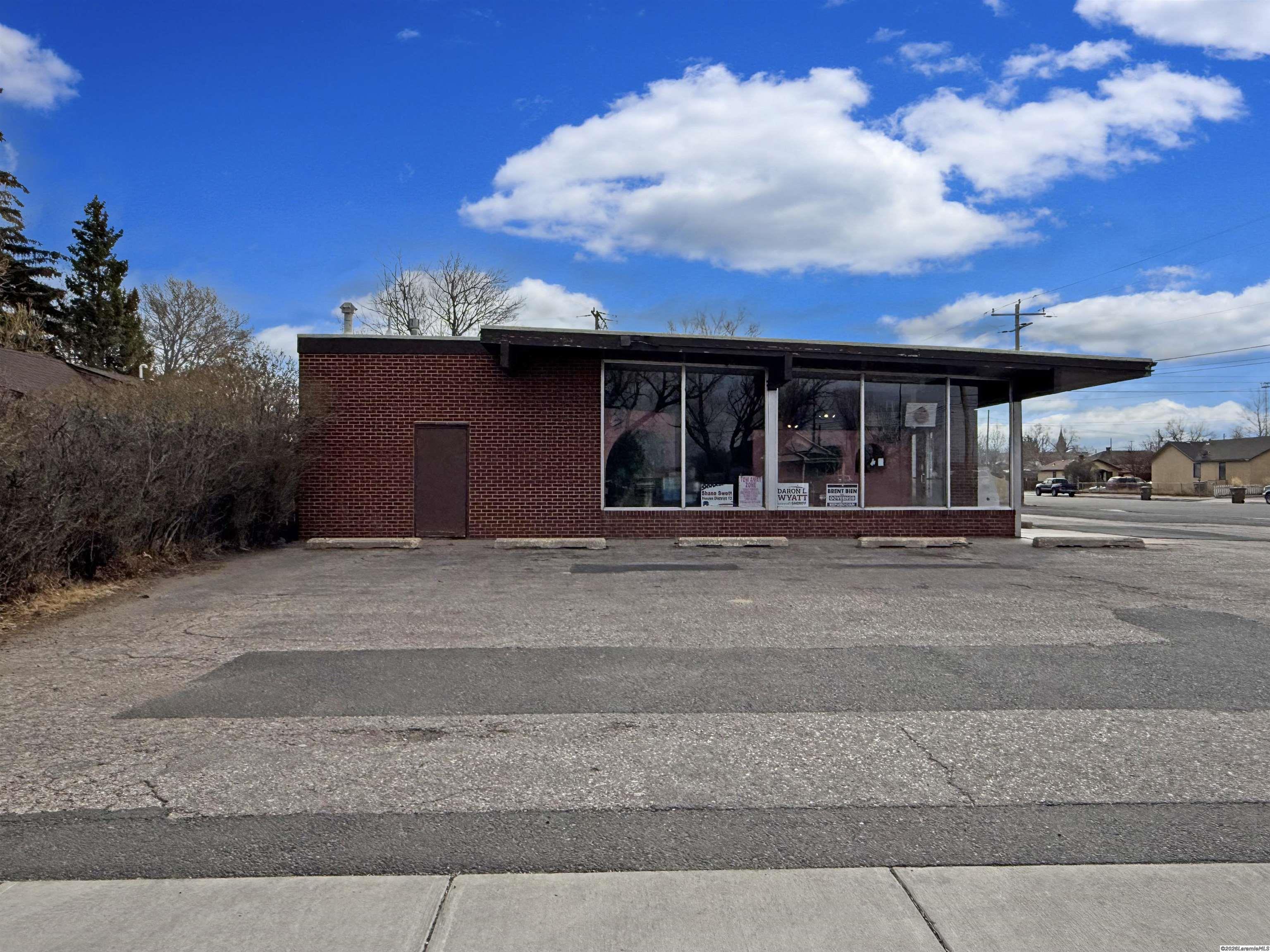 367 W Clark St, Laramie, WY 82072