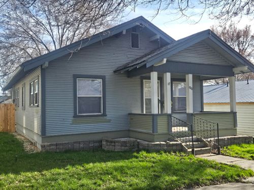 1720 Menlo Way, Klamath Falls, OR, 97601-2616 | Card Image
