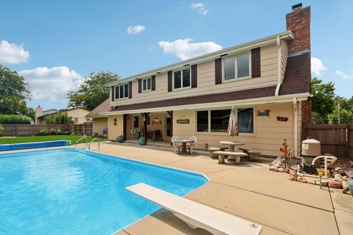 503 S Comanche Ln, Waukesha, WI, 53188-4443 | Card Image