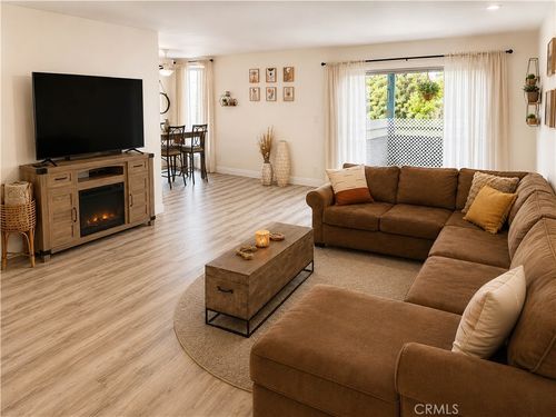 2106-3700 Dean Dr, Ventura, CA, 93003-3346 | Card Image