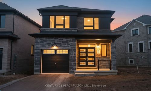 1453 Mockingbird Sq, Pickering, ON, L1X0N8 | Card Image