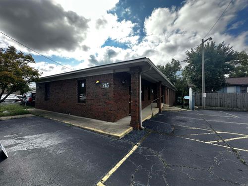 715 Hobson Ave, Hot Springs, AR, 71913-3408 | Card Image