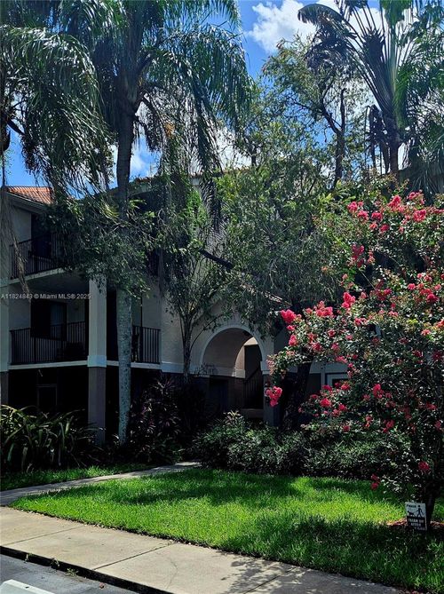 apt-105-10121 W Sunrise Blvd, Plantation, FL, 33322-5662 | Card Image