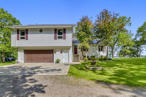 20473 Leisure Dr, Pelican Rapids, MN, 56572-7315 | Card Image