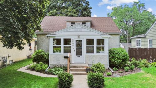 5508 36th Ave S, Minneapolis, MN, 55417-2104 | Card Image