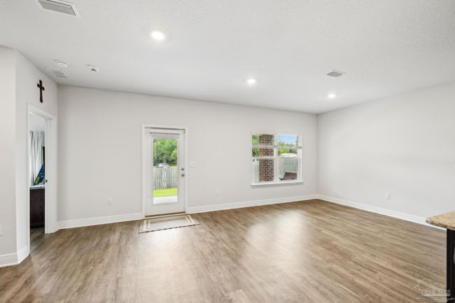 8018 Burnside Loop, House other with 4 bedrooms, 2 bathrooms and 2 parking in Pensacola FL | Image 28
