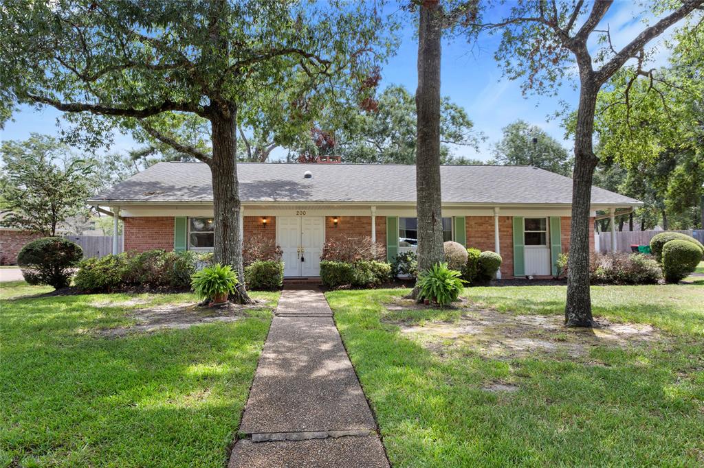 Merrilane St, Baytown, TX 77520
