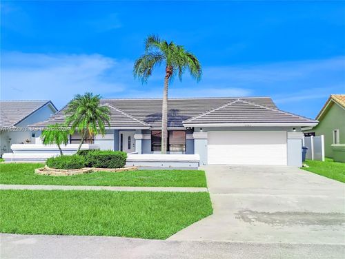 6043 Sunberry Cir, Boynton Beach, FL, 33437-3309 | Card Image