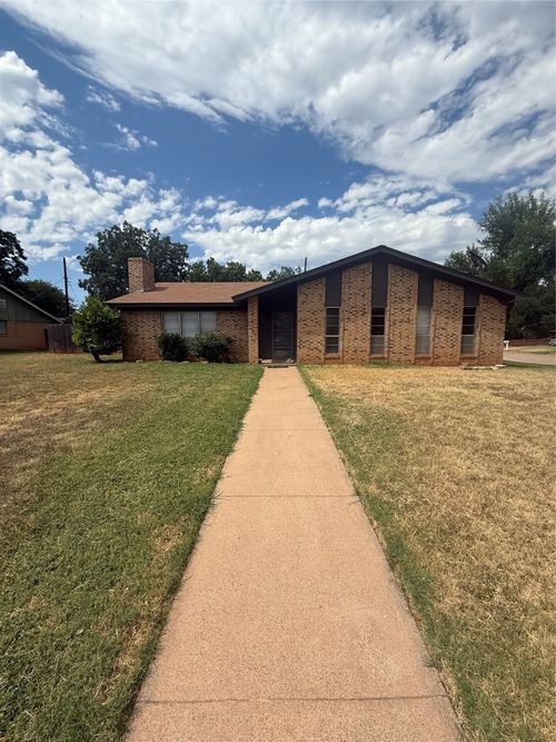 4702 Bob O Link Dr, Abilene, TX, 79606-1955 | Card Image