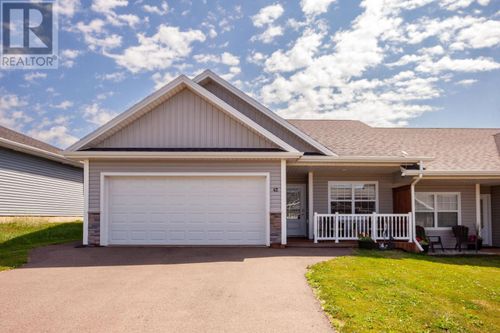 42 Beech Hill Avenue, Charlottetown, PE, C1E1K7 | Card Image