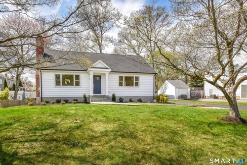 27 Brookdale Rd, Fairfield, CT, 06824-4657 | Card Image