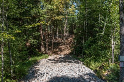 13 Windgate Terrace, Haverhill, NH, 03765 | Card Image