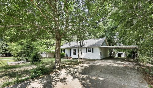 215 Bob White Dr, Clarksville, TN, 37042-7303 | Card Image