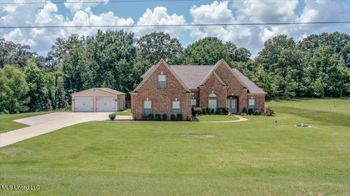 160 Oak Manor Dr, Coldwater, MS, 38618-6488 | Card Image
