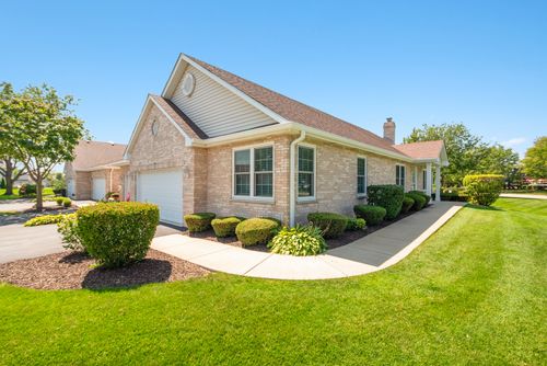 651 Schooner Dr, New Lenox, IL, 60451-9240 | Card Image