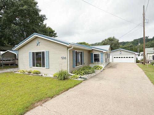 594 N Sunset View St, Harpers Ferry, IA, 52146-7618 | Card Image