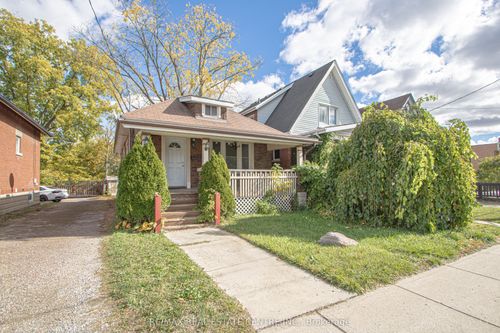 386 Wharncliffe Rd S, London, ON, N6J2M1 | Card Image