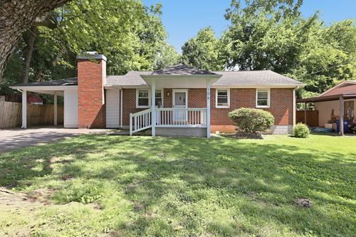 106 Sherwood Ter, Franklin, TN, 37064-3438 | Card Image