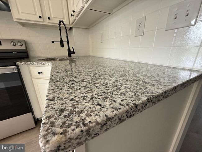 APT-2 - 325 Susquehanna Ave, Condo with 2 bedrooms, 1 bathrooms and null parking in LANSDALE PA | Image 5