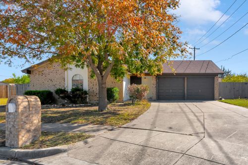 7516 Walnuthill Ct, Watauga, TX, 76148-1659 | Card Image