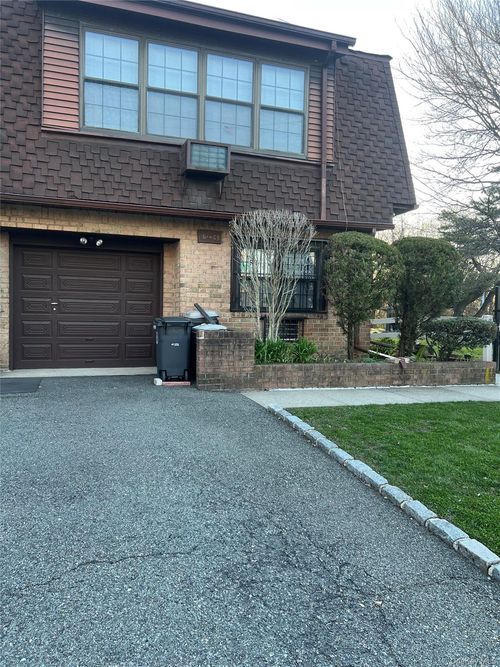 15-6106 233rd St, Oakland Gardens, NY, 11364-2430 | Card Image