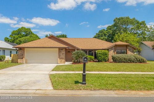 3393 Mazur Dr, Melbourne, FL, 32901-8224 | Card Image