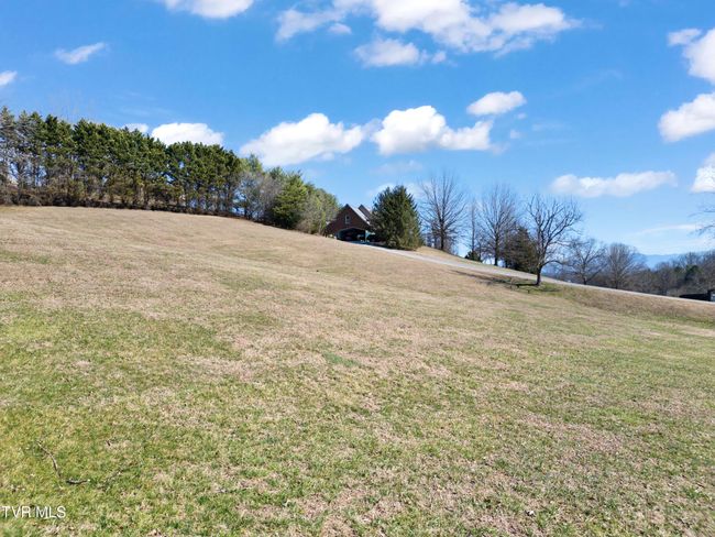 534 White Oak Cir, House other with 4 bedrooms, 3 bathrooms and null parking in Kodak TN | Image 31