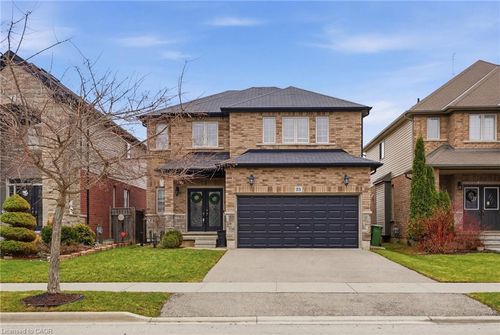 23 Garinger Cres, Binbrook, ON, L0R1C0 | Card Image