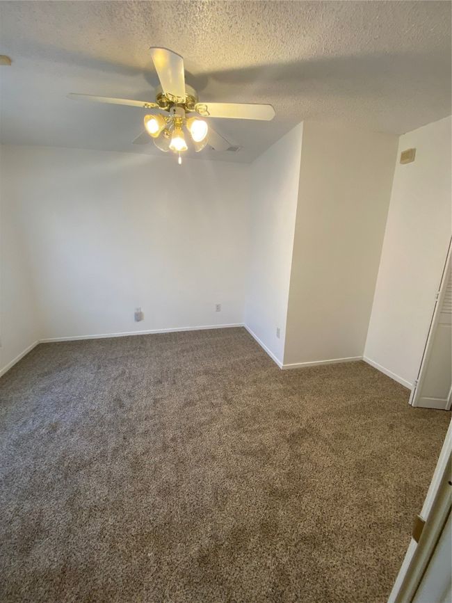 BEDROOM WITH NEW CARPET | Image 14