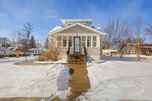 112 5th St Se, Montgomery, MN, 56069-1702 | Card Image