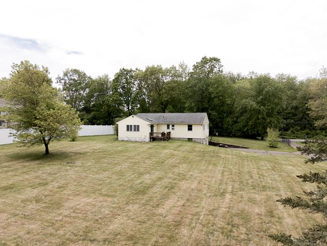 104 East St, House other with 3 bedrooms, 1 bathrooms and 6 parking in Hebron CT | Image 22