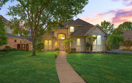 307 Skyline Dr, Trophy Club, TX, 76262-5624 | Card Image