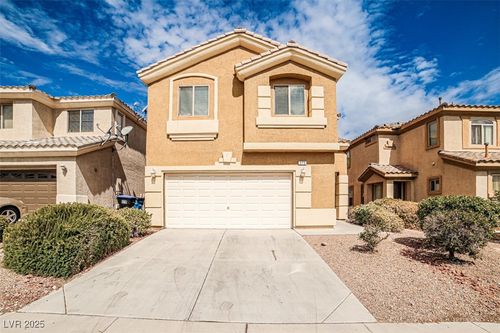 375 Center Green Dr, Las Vegas, NV, 89148-5220 | Card Image