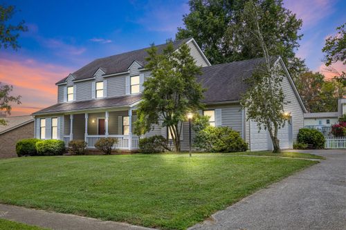 205 Chardonnay Ct, Winchester, KY, 40391-9224 | Card Image