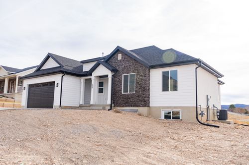 286 E 1500 N, Nephi, UT, 84648-5614 | Card Image