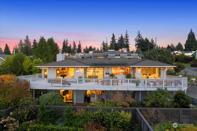 731 Laurel Street, House other with 3 bedrooms, 1 bathrooms and 2 parking in Edmonds WA | Image 1