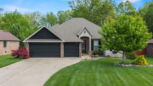5620 S Winsor Dr, Battlefield, MO, 65619-8311 | Card Image