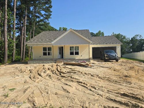 94 Osprey Watch Ln E, Oriental, NC, 28571-5003 | Card Image