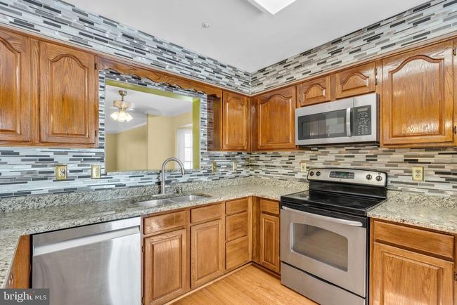 9354 Sombersby Ct, Townhouse with 3 bedrooms, 4 bathrooms and null parking in LAUREL MD | Image 21