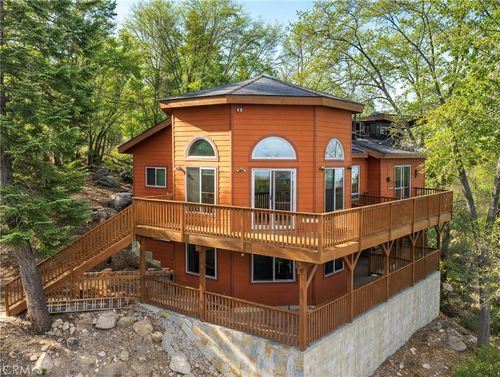 272 Manzanita Dr, Green Valley Lake, CA, 92341 | Card Image