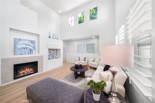 191 Lockford, Irvine, CA, 92602-0956 | Card Image