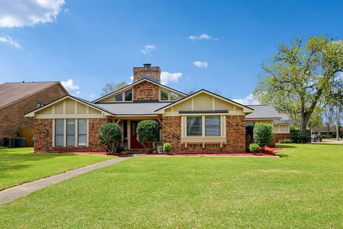 315 Arrowwood St, Lake Jackson, TX, 77566-4343 | Card Image