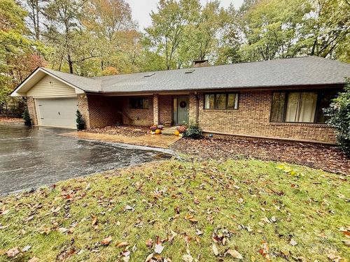 461 Mountain View Dr, Columbus, NC, 28722-4457 | Card Image