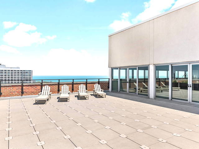 Residential in Chicago 3