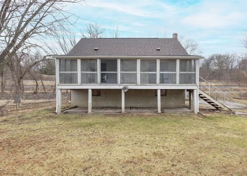 25199 182nd St, Pleasant Valley, IA, 52767-1300 | Card Image