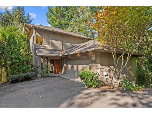 4249 Sw Dosch Rd, Portland, OR, 97239-1337 | Card Image