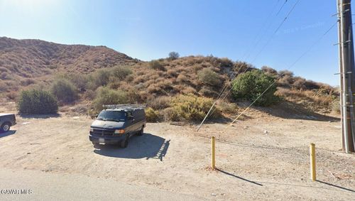 17930 Scherzinger Ln, Santa Clarita, CA, 91387 | Card Image